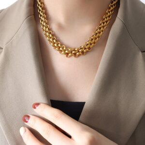 gold-plated-necklaces-for-women-min.jpg