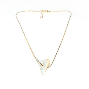 Triangular-white-mother-of-pearl-necklace.jpg