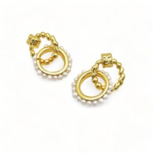 gold-plated-hoop-pearl-earrings-for-woman.jpg