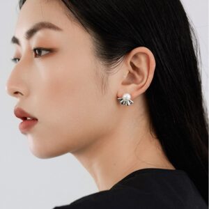Sterling-Silver-Pearl-Stud-Earrings.jpg